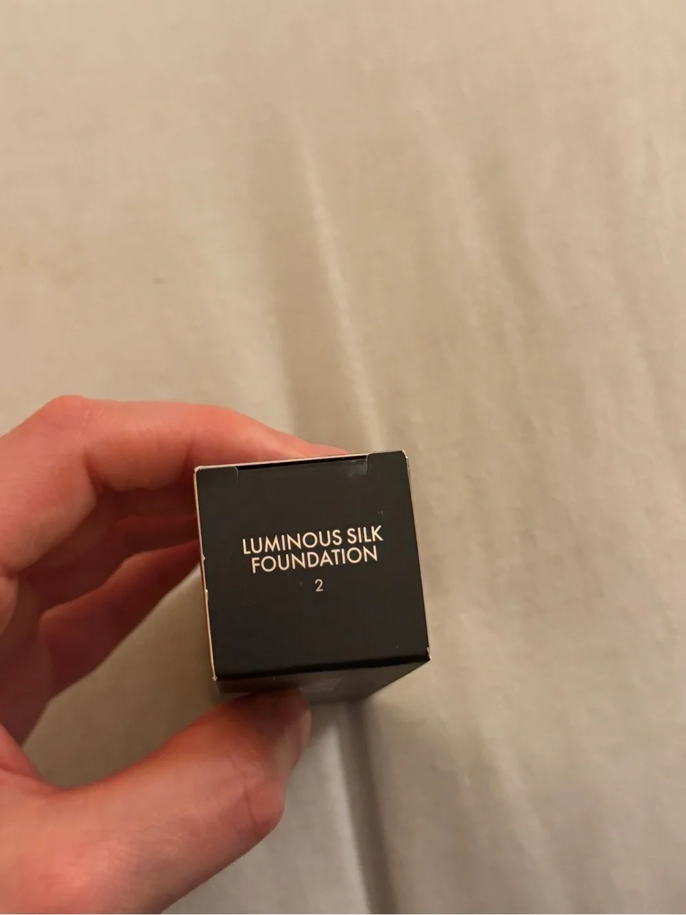 Armani Beauty- Luminous Silk Natural Glow Blurring Liquid Foundation, Color #2